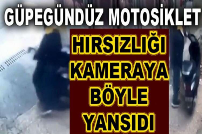 Bursa'da güpegündüz motosiklet hırsızlığı kamerada