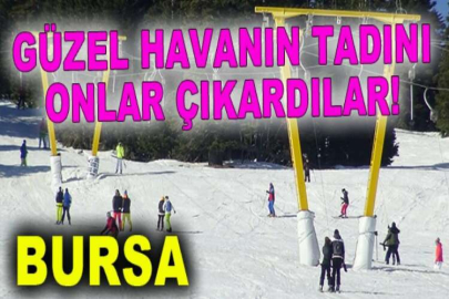 Uludağ’da güneşli havanın tadını kayak yaparak çıkardılar