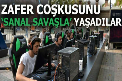 Zafer coşkusunu ‘sanal savaşla’ yaşadılar