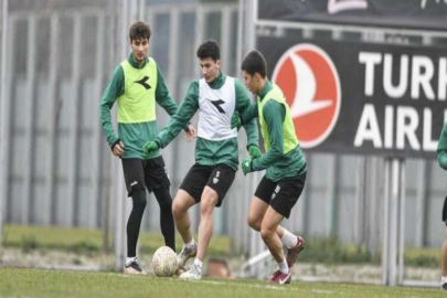 Bursaspor topa sahip olma çalışması yaptı