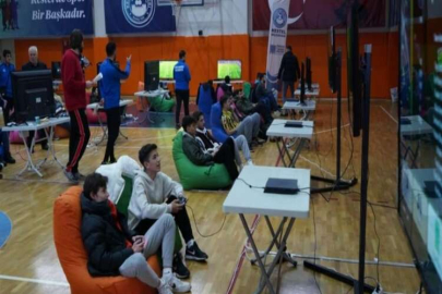 Kestel Belediyesi’nin e-spor turnuvası nefes kesti