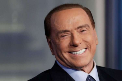 Silvio Berlusconi hayatını kaybetti