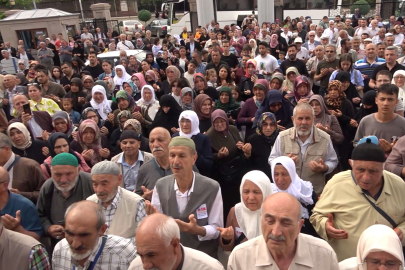 Hacı adayları kutsal toprak yolcusu