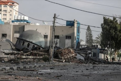 İsrail, Gazze'de bir camiyi daha bombaladı! Yıkılan cami sayısı 33'e yükseldi