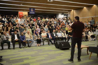 ‘Bayrak’ resitali fotoğraf yarışmasının kazanan ismi o oldu