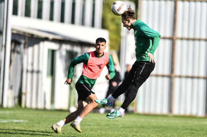 Bursaspor’da ara vermeden maç hazırlıkları sürüyor