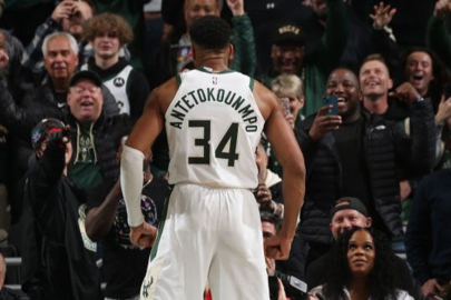 Antetokounmpo kariyer rekoru kırdı, Bucks kazandı