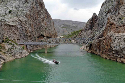 EN UZUN AKARSUYU FIRAT NEHRİ 3 ÜLKEYE HAYAT VERİYOR