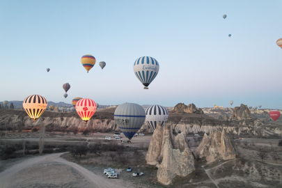 Kapadokya'ya tatilde ziyaretçi akını! Doldu taştı!