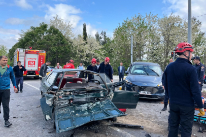 Balıkesir'de Trafik Kazası: 1 Ölü 5 Yaralı