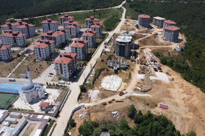 Bursa'da yeni TOKİ projesinde bloklar yükseliyor