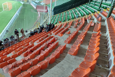 Alanyaspor, Antalyaspor Taraftarının Stada Verdiği Zarar İçin TFF' Ye Başvuruda Bulundu