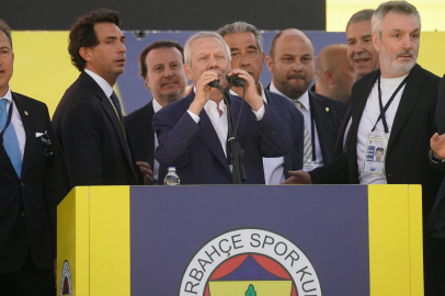 Aziz Yıldırım: "Doğru yönetemedikleri için Fenerbahçe'miz sürekli olarak hırpalanıyor" 