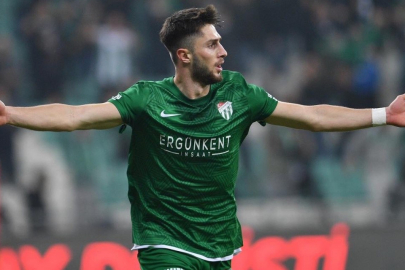 Milli Futbolcu Yüksek'ten Bursaspor'a Bağış