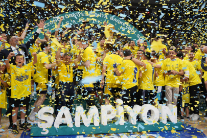 Fenerbahçe Beko'nun Şampiyonluk Sevinci