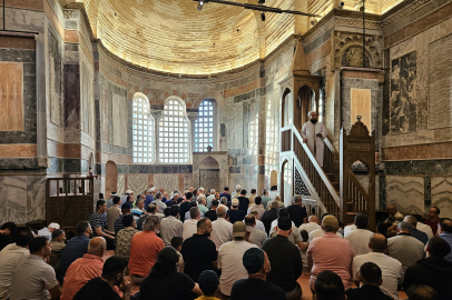 Kariye Camii’nde 79 Yıl Sonra Bayram Namazı Kılındı