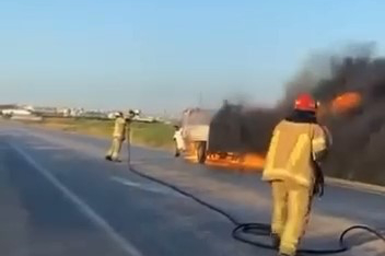 Seyir Halindeki Araç Bir Anda Yanmaya Başladı