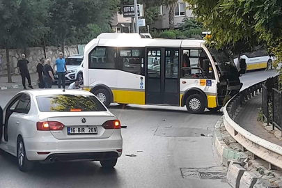 Bursa'da kaza yapan minibüs şoförü yaralandı