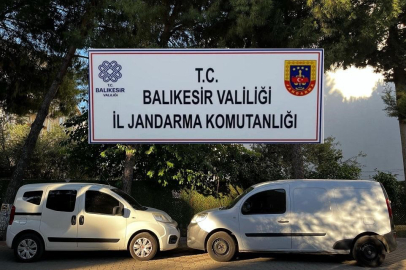 Balıkesir'de Jandarma Ekipleri Göçmen Operasyonu Gerçekleştirdi