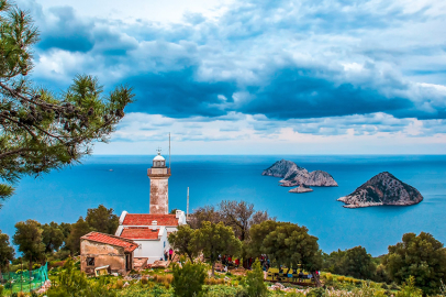 Antalya Gelidonya Deniz Feneri: Tarihi Bir Mirasın Işığında!