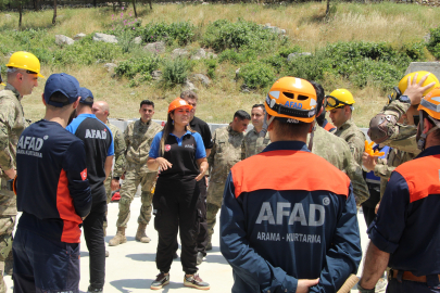 Şırnak'ta 600 Mehmetçik AFAD gönüllüsü olmak için eğitim alıyor