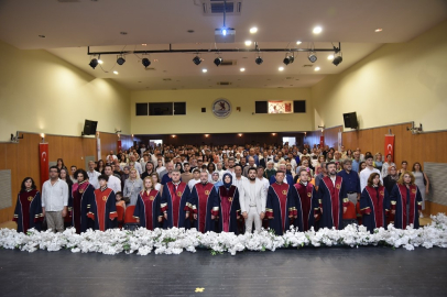 OMÜ Mimarlık Fakültesi'nde Coşkulu Mezuniyet Töreni Gerçekleştirildi