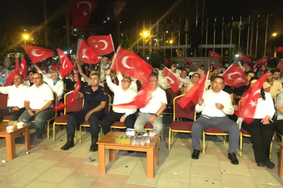 15 Temmuz Anma Programına Yoğun Katılım