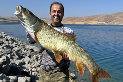 41 kilogramlık turna balığı yakaladı