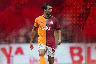 Galatasaray Yıldız Oyuncu İle Yolarını Ayırdı