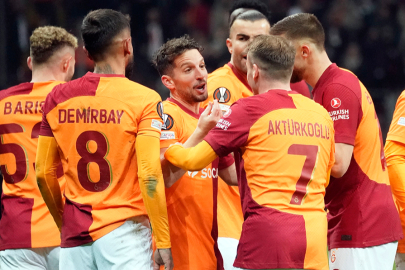 Galatasaray'dan Flaş Ayrılık! Milli Oyuncu Transfer Oldu