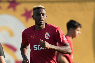 Victor Osimhen İlk Maçına Hazır