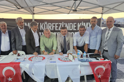 Selçuk Türkoğlu deniz kirliliğine karşı imza attı!