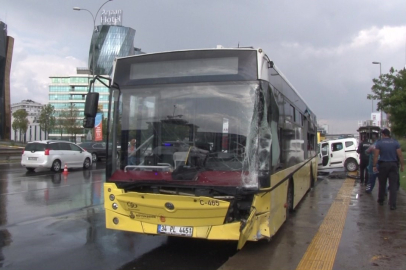 Otobüsün karıştığı zincirleme kazada 4 kişi yaralandı