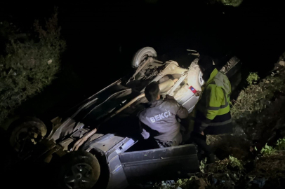 Şarampole Yuvarlanmış Otomobilde  2 Kayıp Şahıs Bulundu