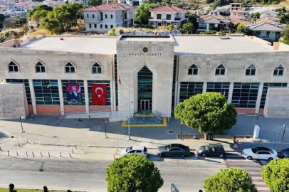 İzmir Polisinden Geniş Çaplı Operasyon