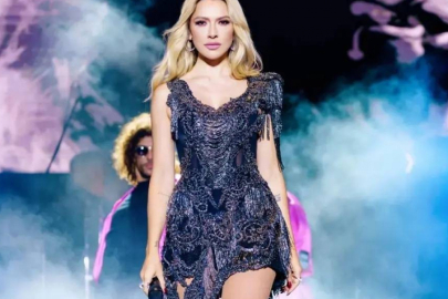 Hadise'den Yeni Aşkıyla İlk Kare