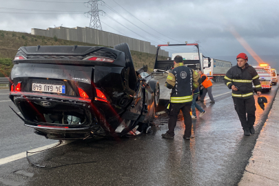 Kuzey Marmara Otoyolu'nda takla atan otomobil sürüklendi: 4 yaralı