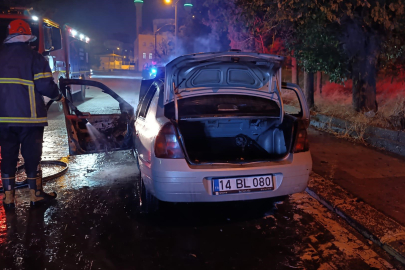 Şanlıurfa'da Otomobil Küle Döndü