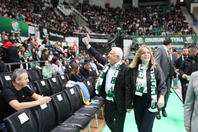 Bozbey Ailesi, Bursaspor Basketbol'a desteğe geldi!