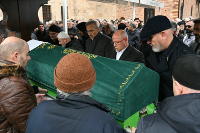 Davut Gürkan, Asım Algın'ı son yolculuğunda yalnız bırakmadı