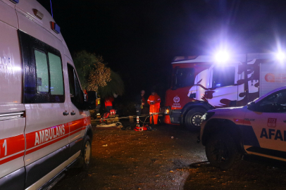 Falezlerden denize düşen araç için ekipler arama çalışması yaptı