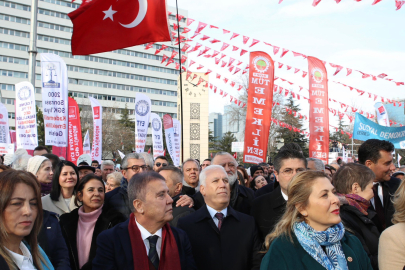 Mustafa Bozbey, ''Tandoğan Meydanı’nda emeğin yanındayız!''