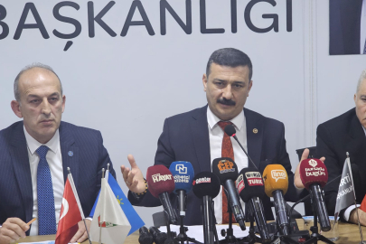 Selçuk Türkoğlu: “2024 yılının hesabını verdik, ihanet projelerinin karşısında durmaya devam edeceğiz”