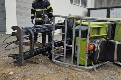 Bursa'da Korkunç Ölüm: Operatör Devrilen Forkliftin Altında Kaldı