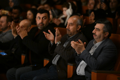 Oktay Yılmaz, "Sarıkamış Kardan Kefen" Tiyatro Oyununda