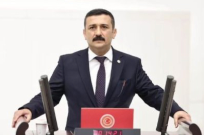 Selçuk Türkoğlu: “Türkiye’yi Bir Toplama Kampına Dönüştürmeyi Amaçlıyorsunuz”